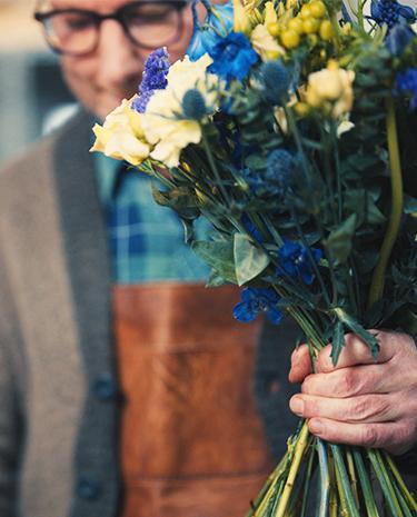Vi sender din bestilling til den lokale florist